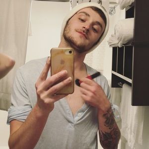 Meet your Posher, Reece